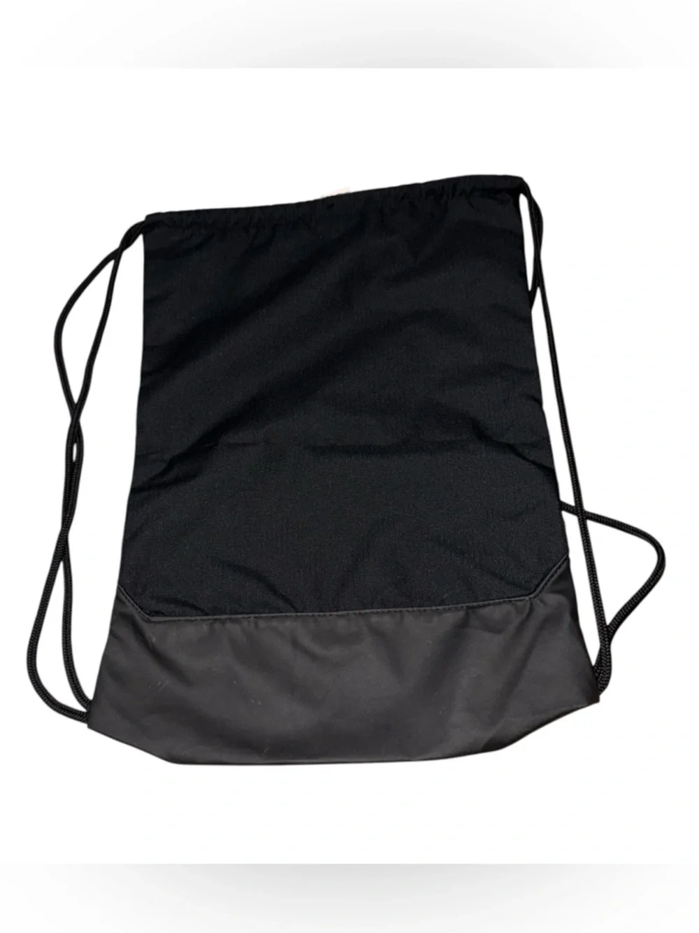 NIKE Brasilia 9.5 Training Gym Sack Drawstring Back Black Logo Braided Straps